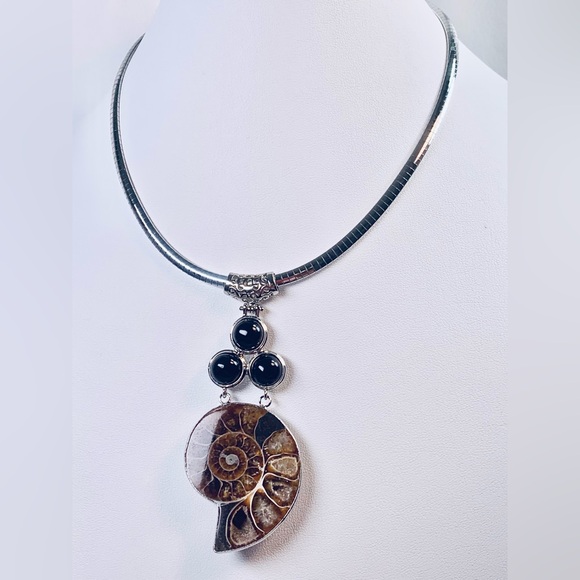 Handmade Artisan Jewelry | One of a Kind Stone Rings & Earrings